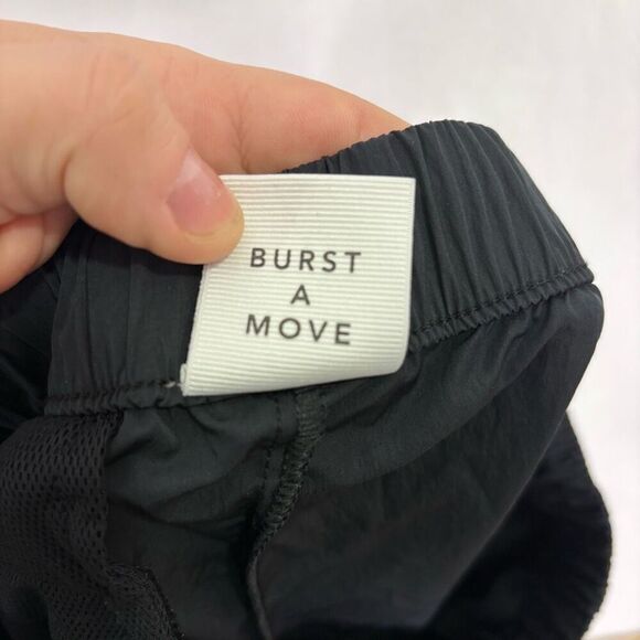 Offline by Aerie Black Nylon/Polyester Cargo Cinch Bottom Pants Women's XS - Picture 14 of 16